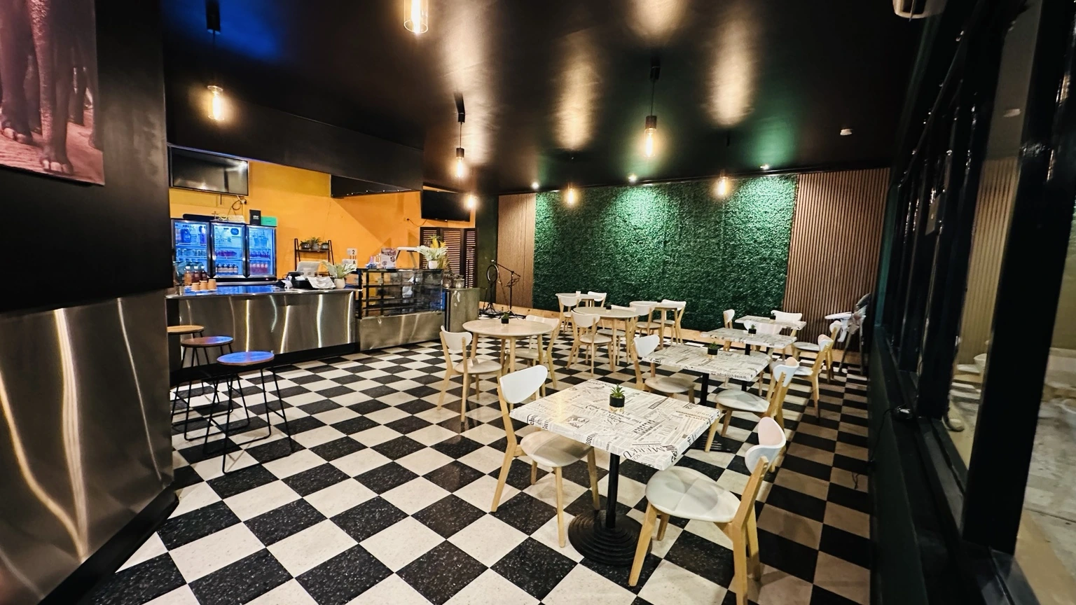 52 South restaurant seating and venue hire in Rosetta
