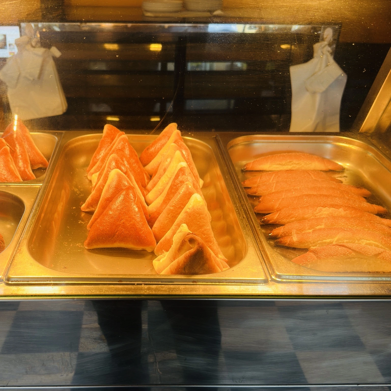 Short eats display at 52 South